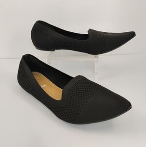 Report Black Flats size 8.5 Jitterbug knit slip on pointed toe